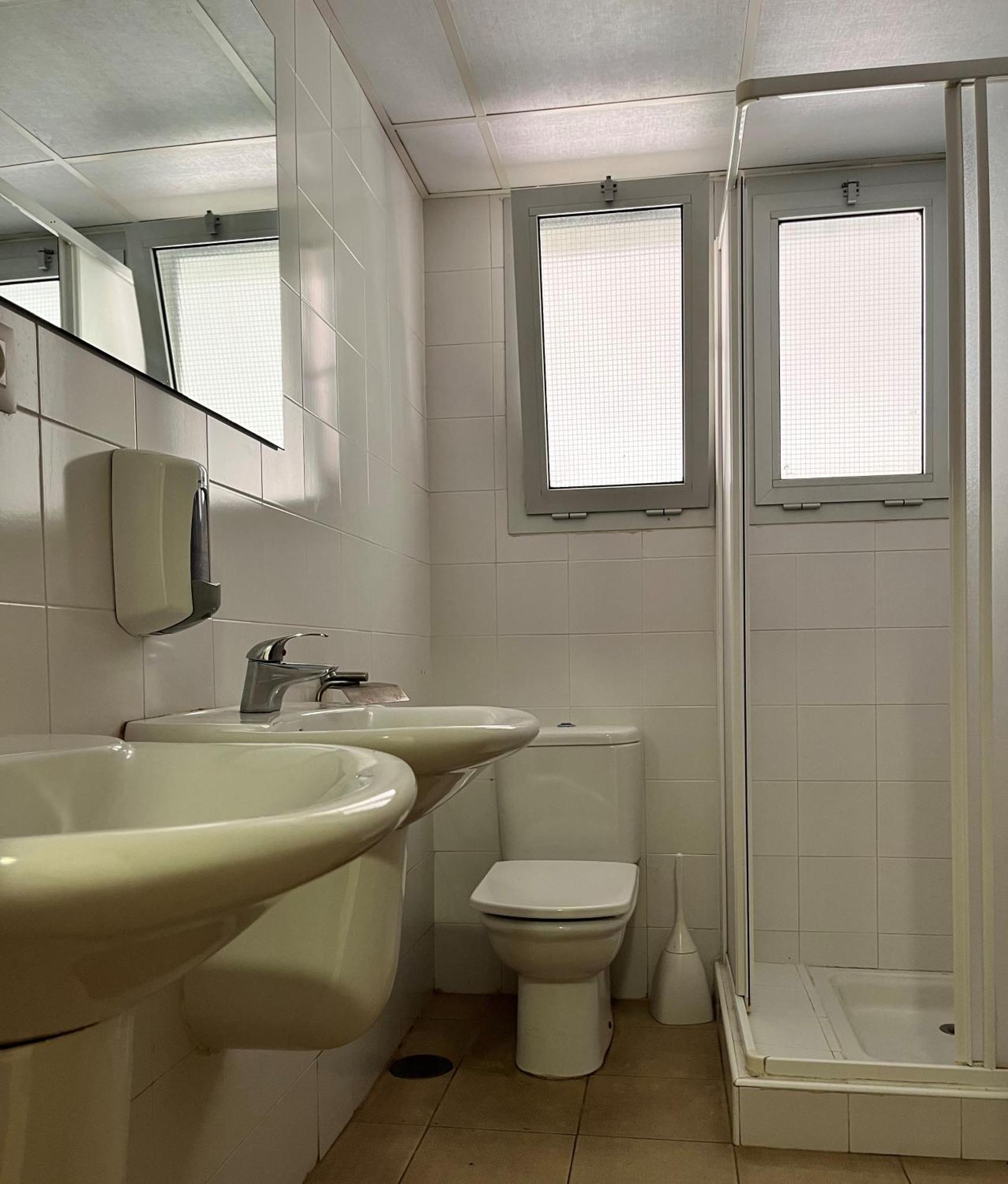 Albergue Zaragoza Camping 外观 照片